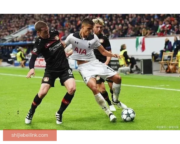 卡尔斯耶拿女足主场顽强战平莱比锡红牛女足